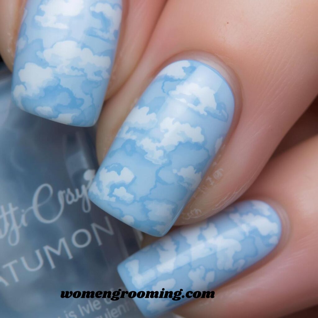 _Cloudy Blue Nail Art