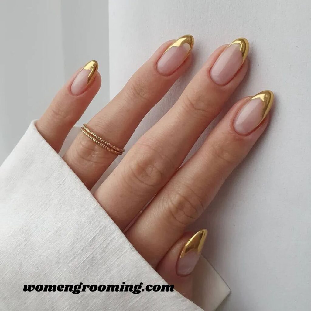 Gold Accent Nails