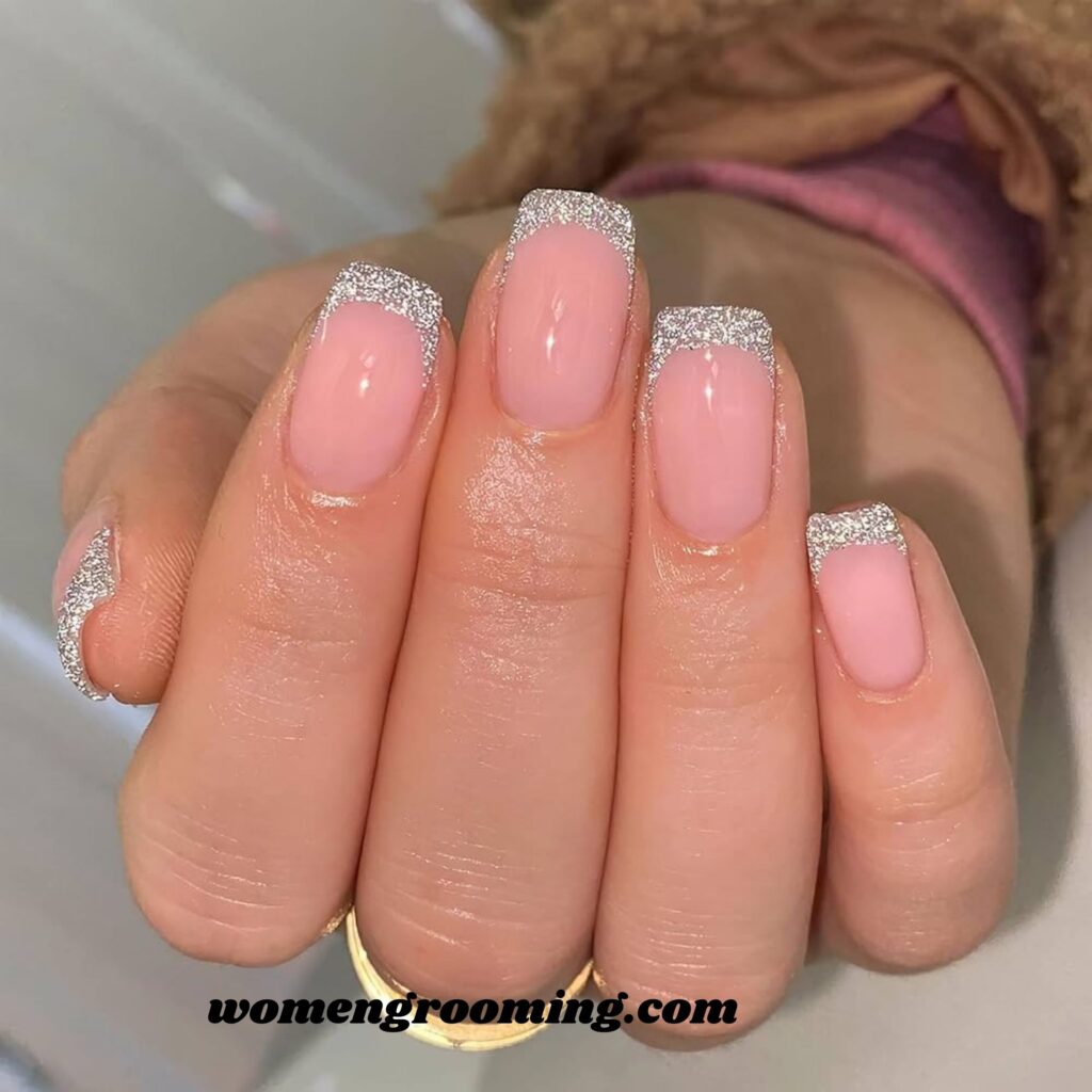 Short Glitter French Tips (1)