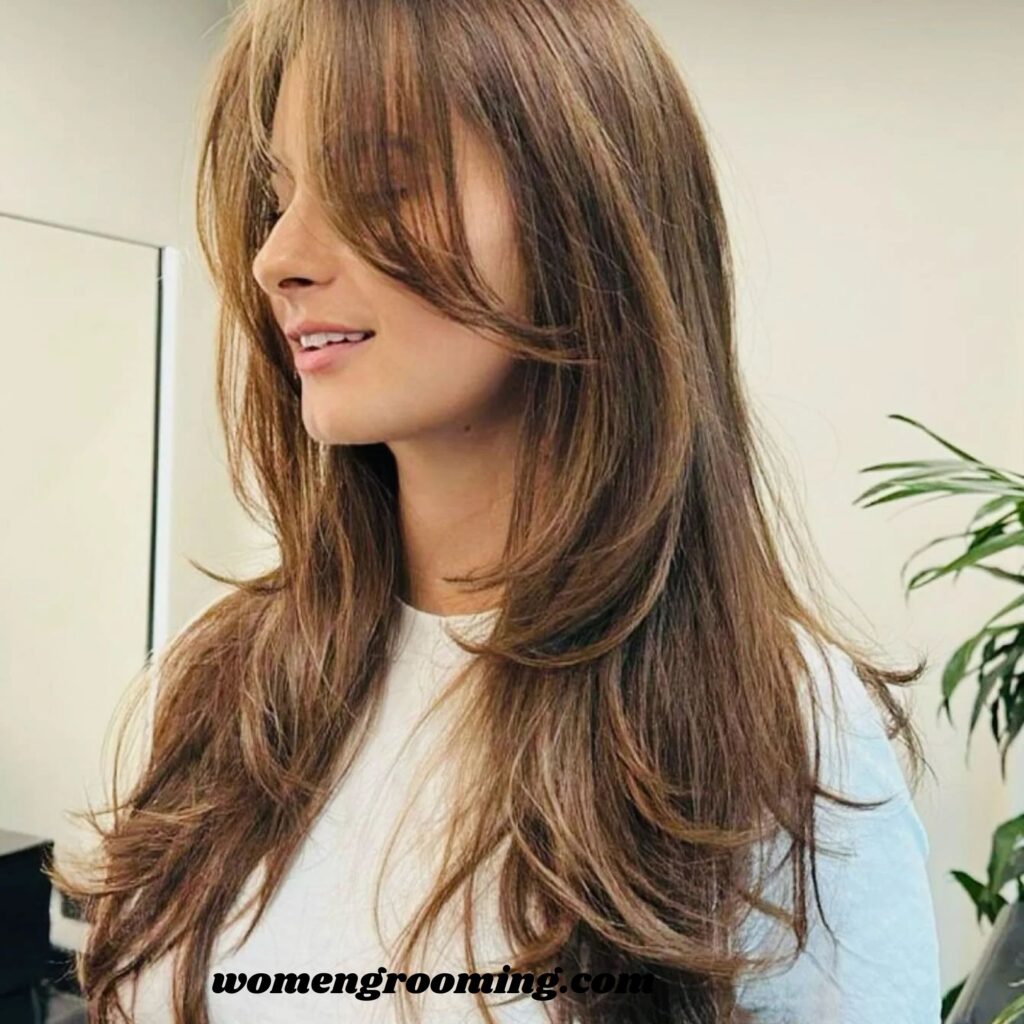 17. Curtain Bangs with Loose Hair