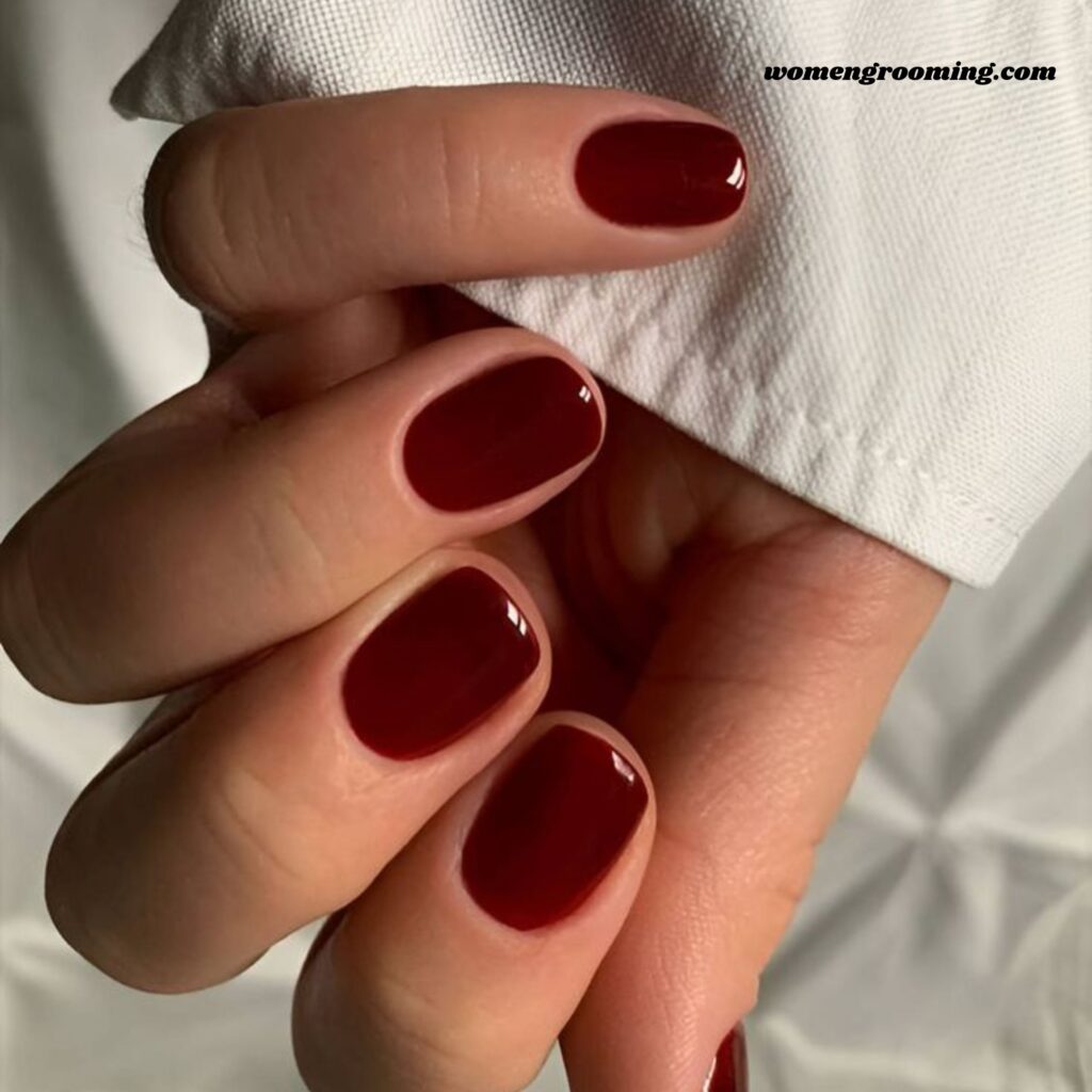 4. Burgundy Short Nails