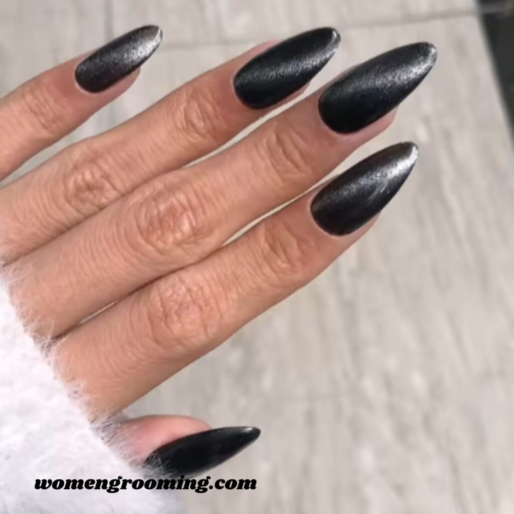 Black Cat Eye Nails