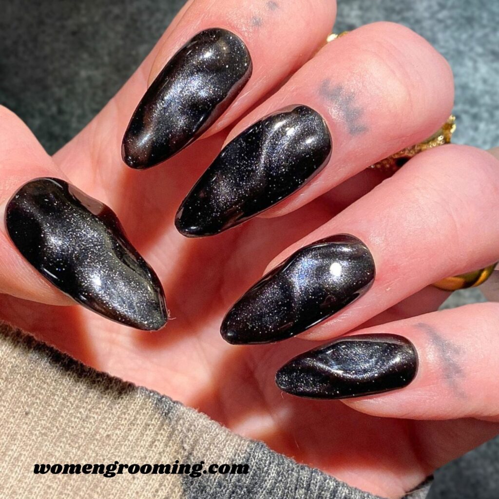 Black Chrome Nails (2)