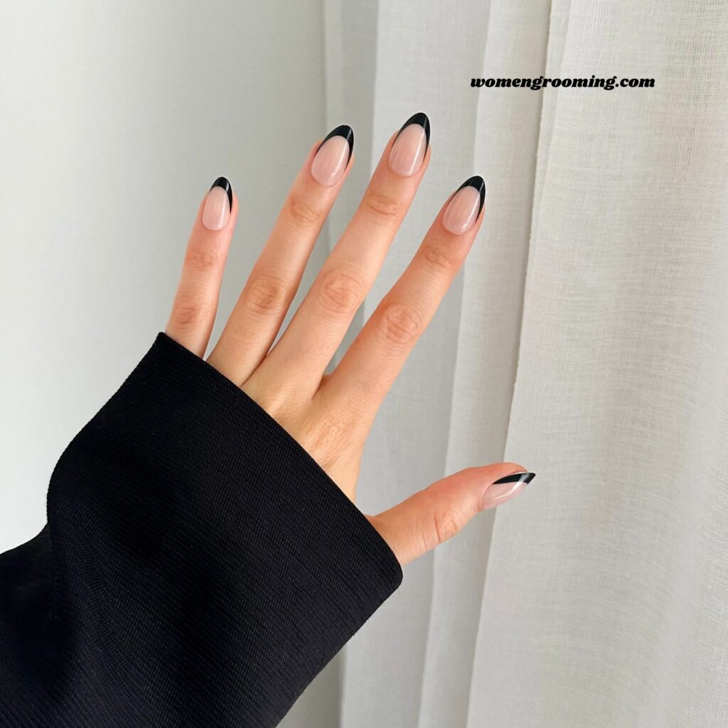 Black French Tips (4)