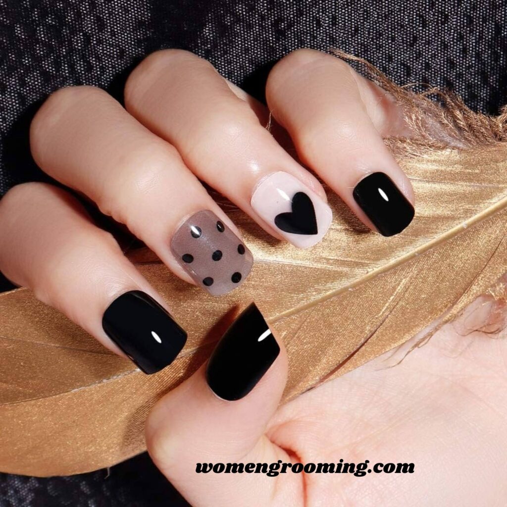 Black Short Square Heart Nails