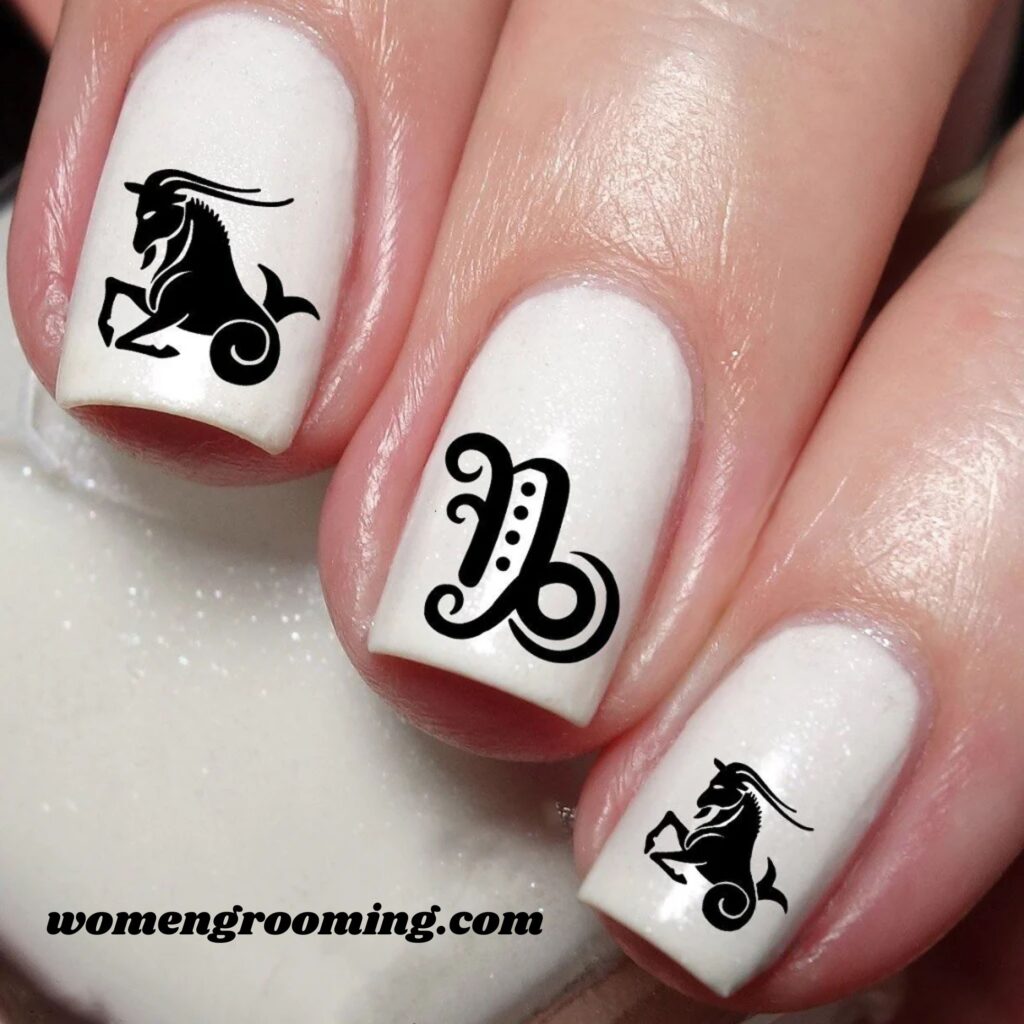 Capricorn Symbol Accent Nail