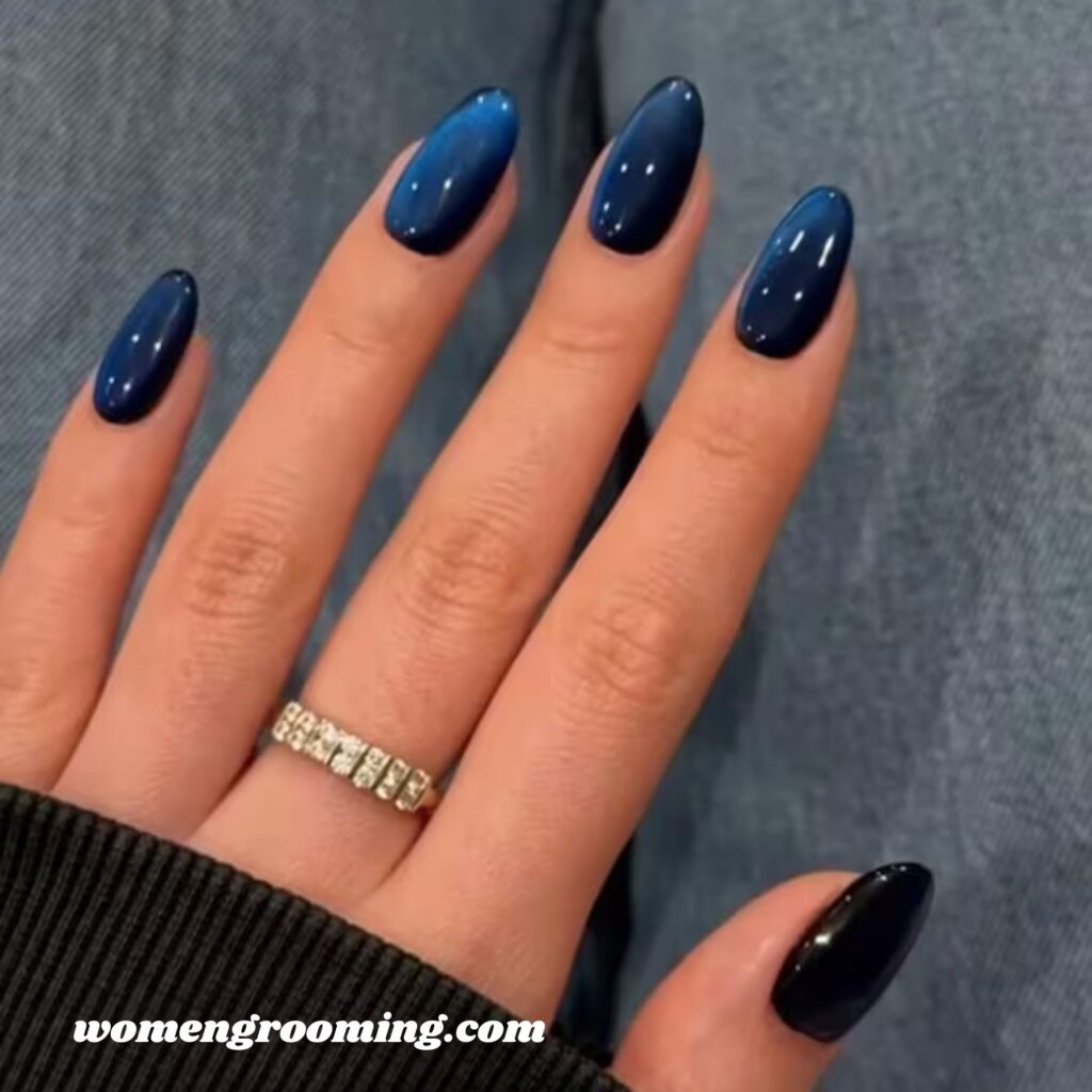 Dark Blue Velvet Nails