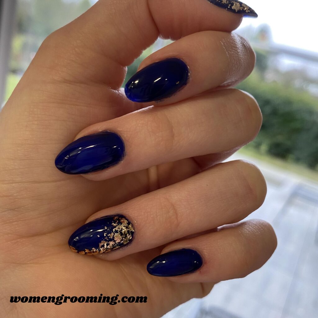 Dark Blue and Gold Nails