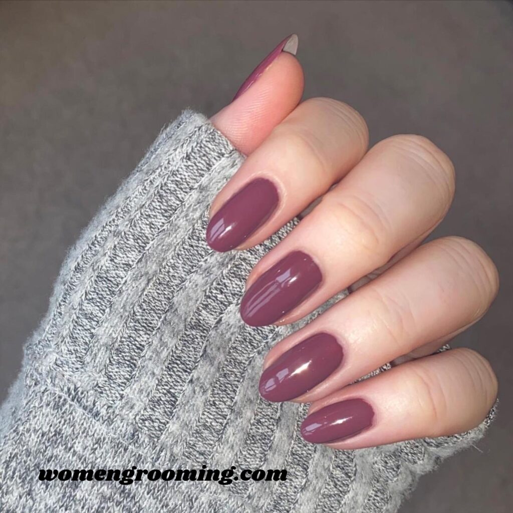 Dark Mauve Nails