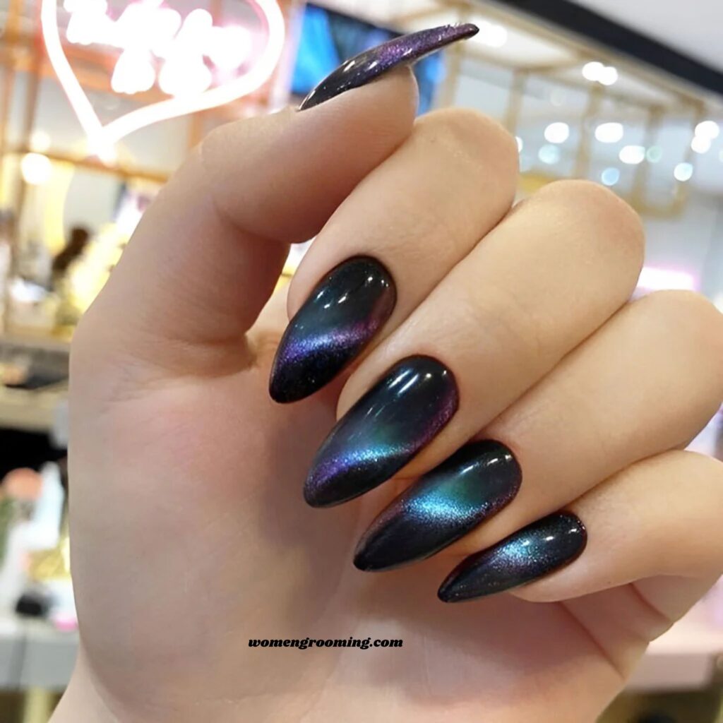 Diagonal Cat Eye Effect Nails