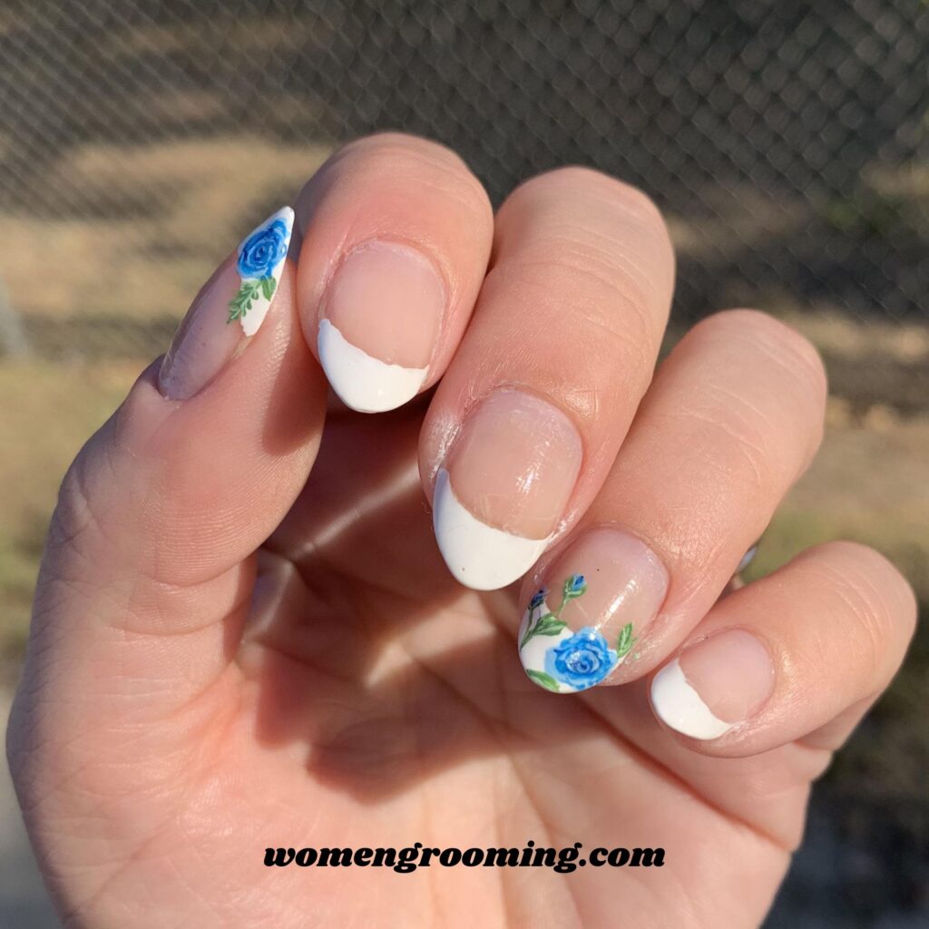 Floral French Tips (1)