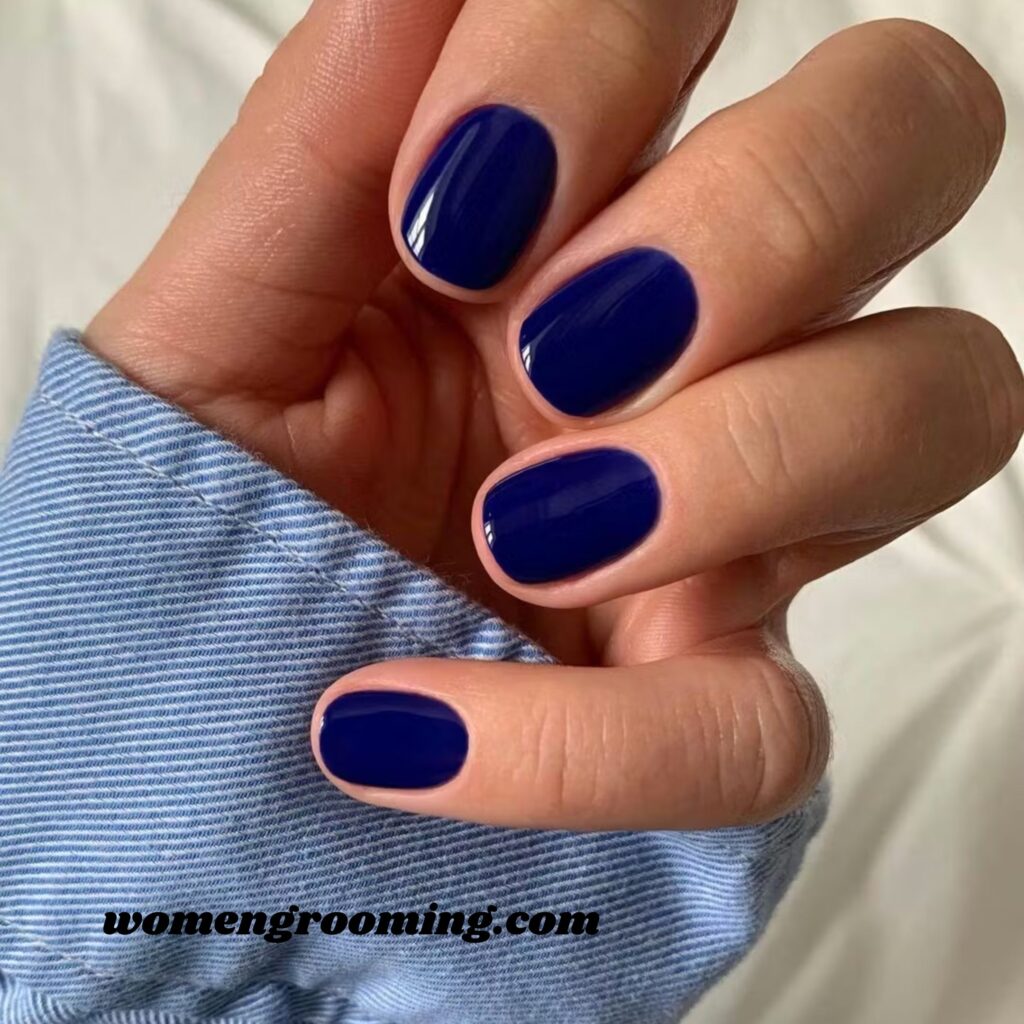 Midnight Blue Nails (1)