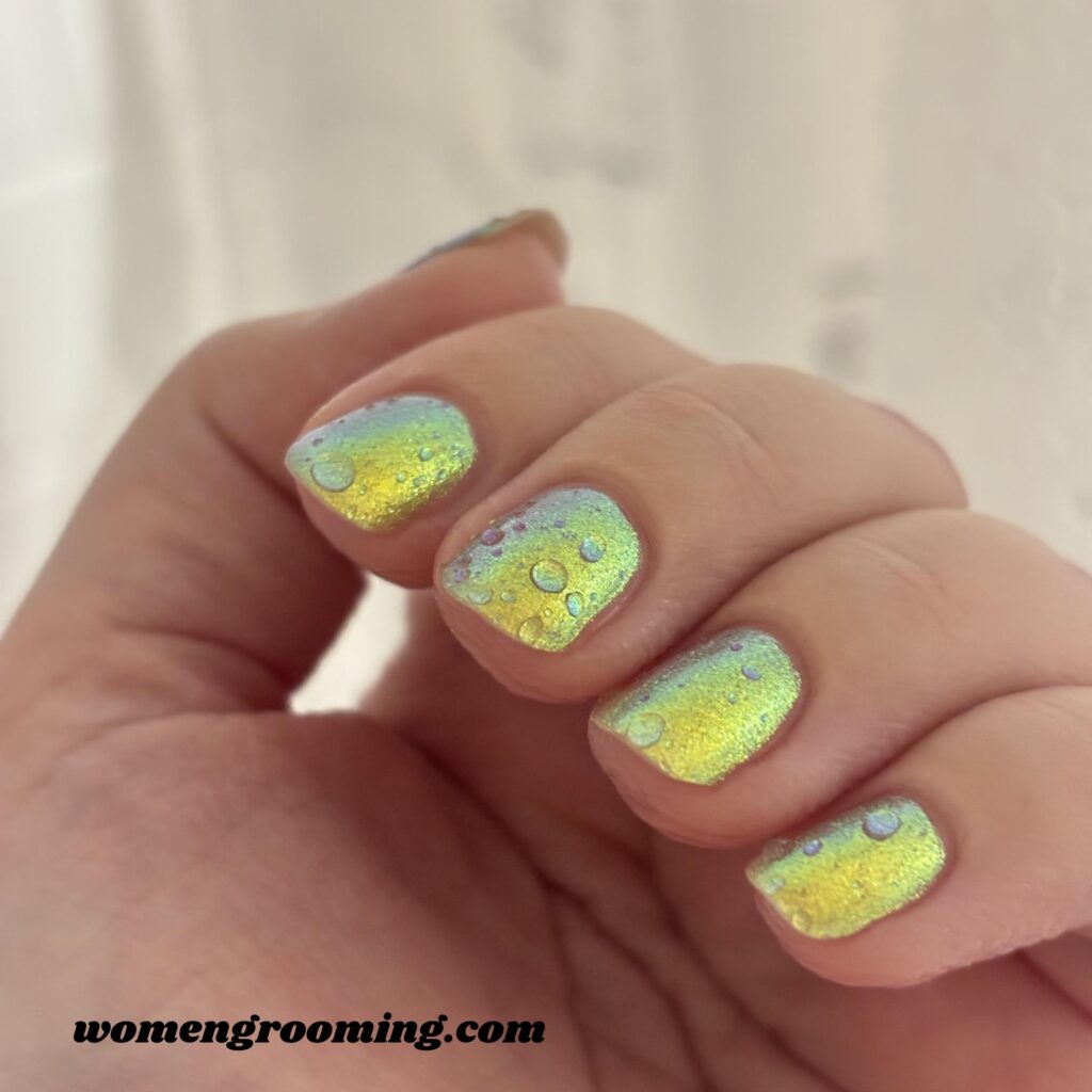 Neon Water Ripple Nails