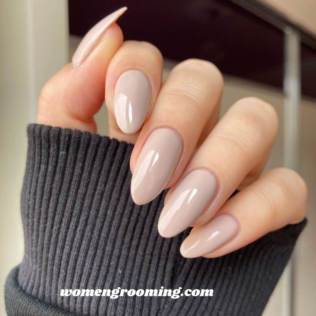 Quiet Luxury Nails