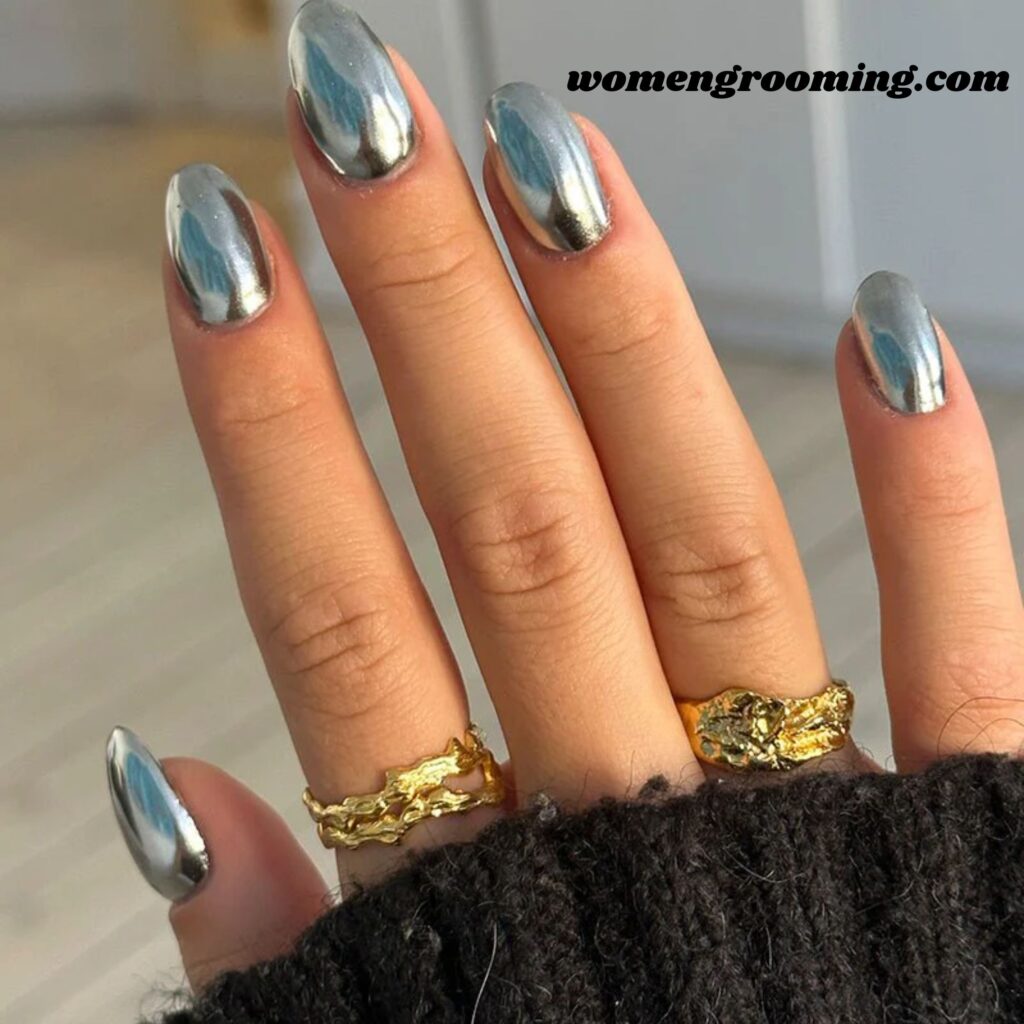 Silver Mirror Chrome Nails