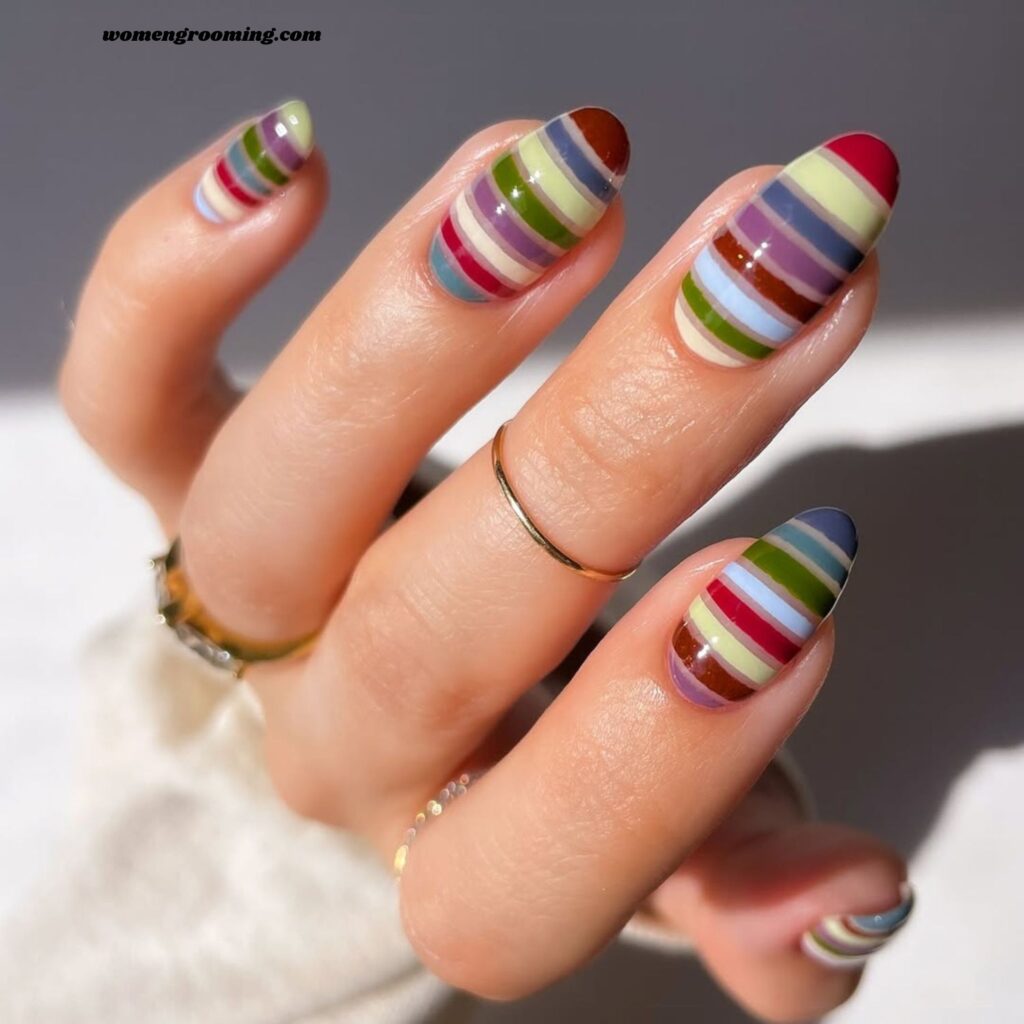Slope Stripe Nails
