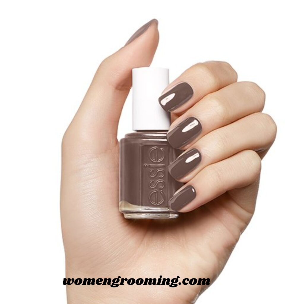 Smoky Taupe Nails (1)