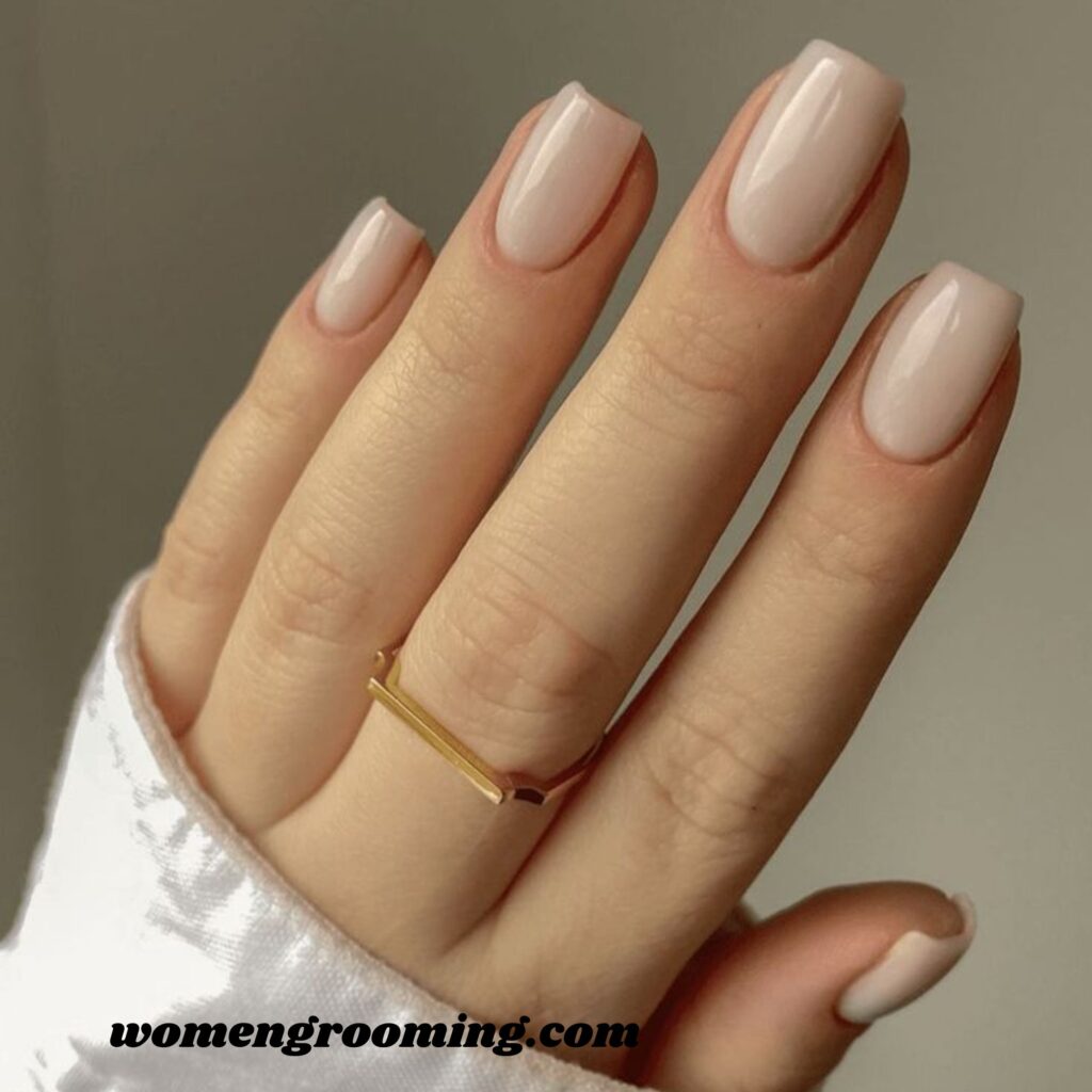 Soft Beige Short Nails