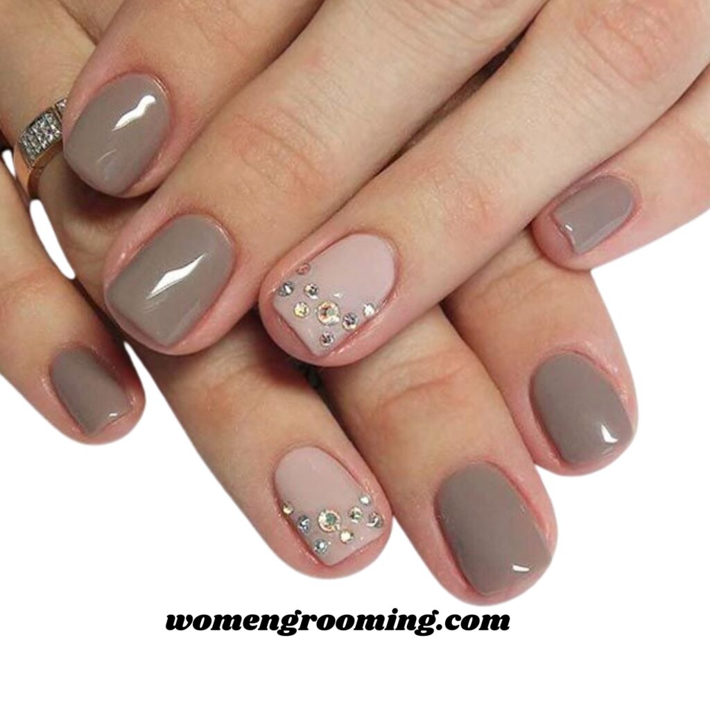 Taupe Short Nails