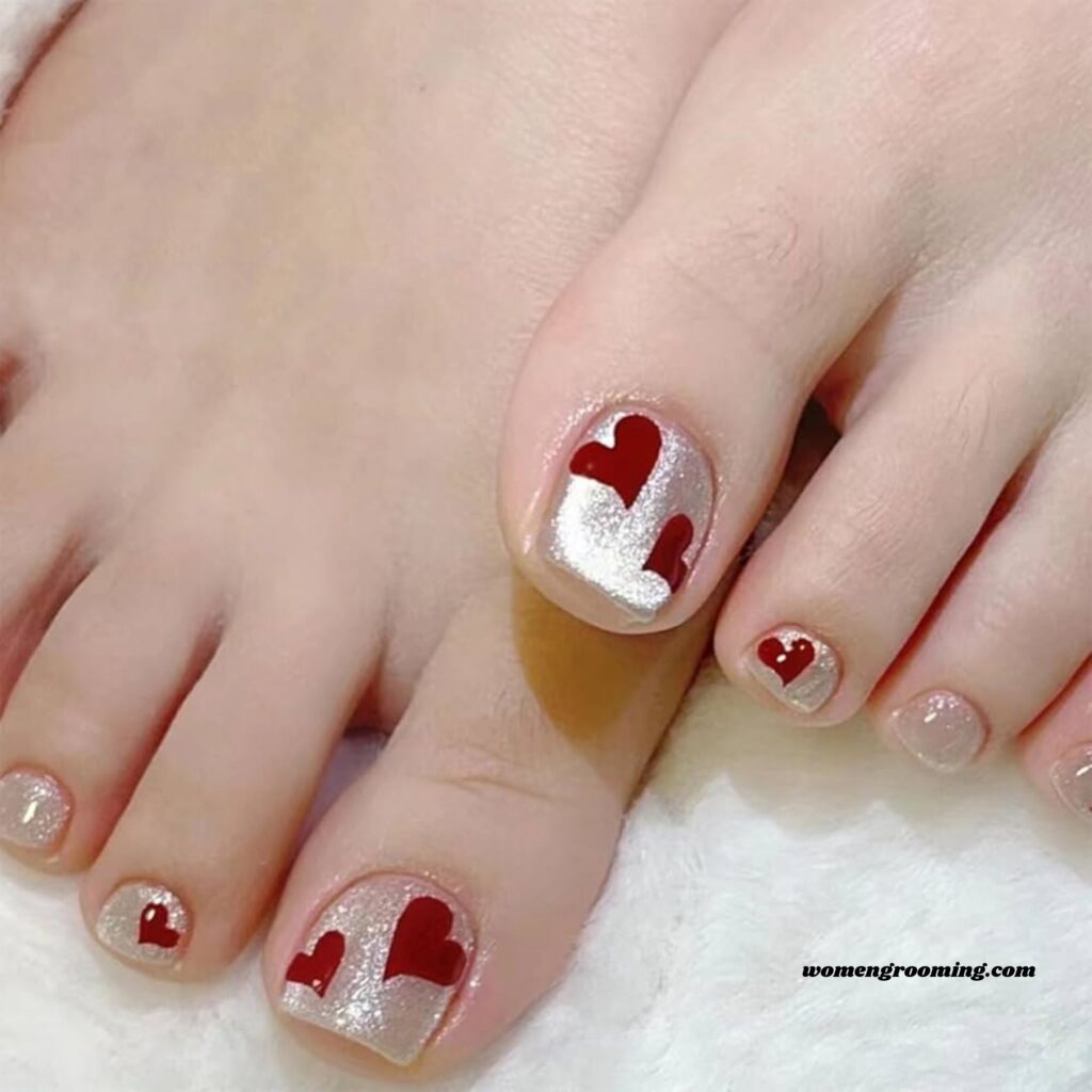 Tiny Heart Accent Toes