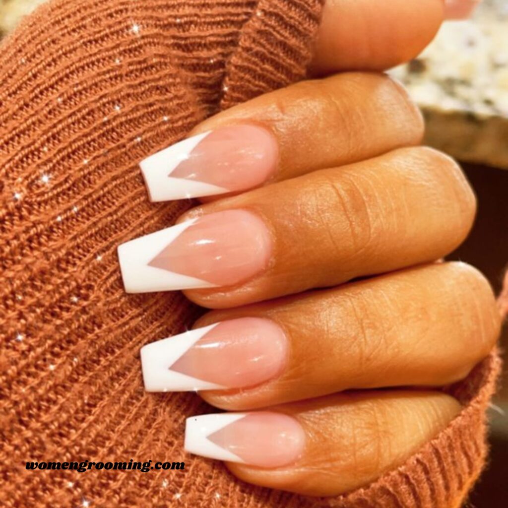 V-Shape French Tips (2)