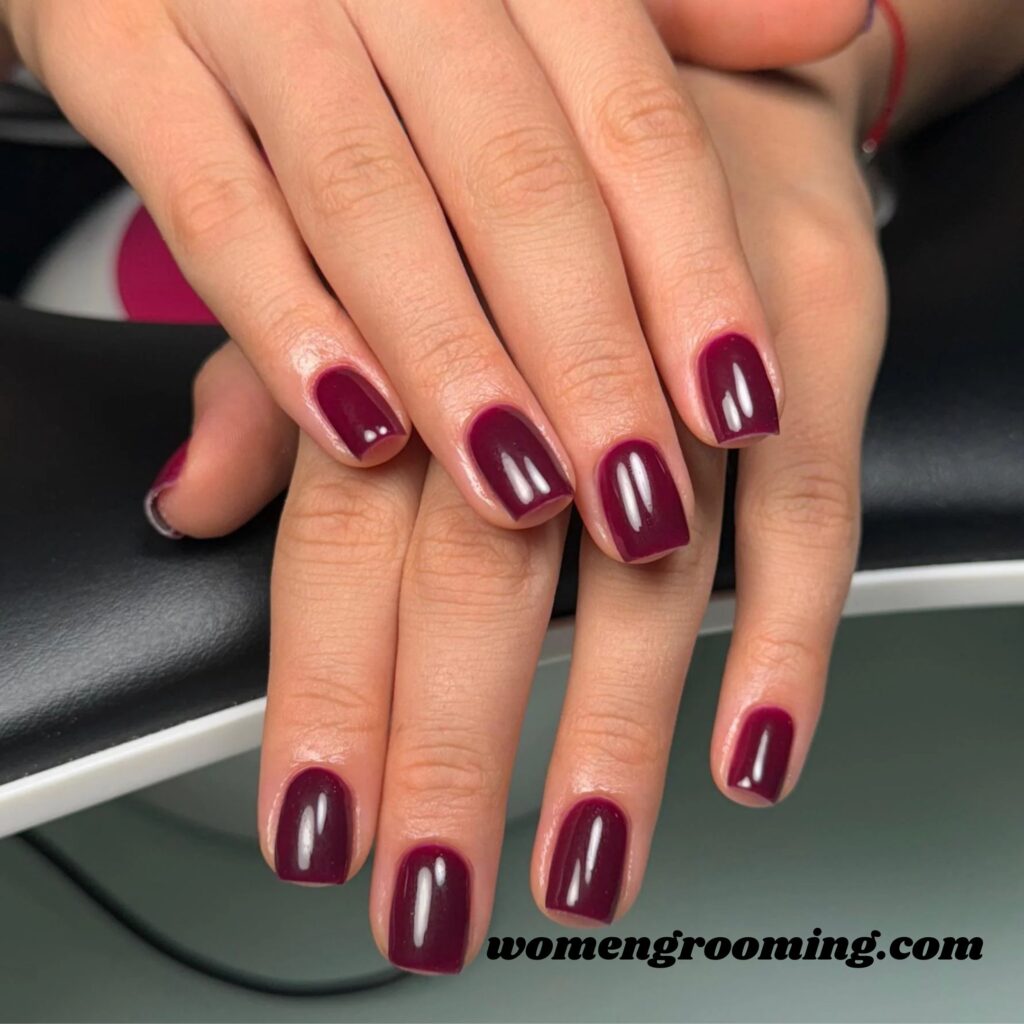 Wine Red Short Nails